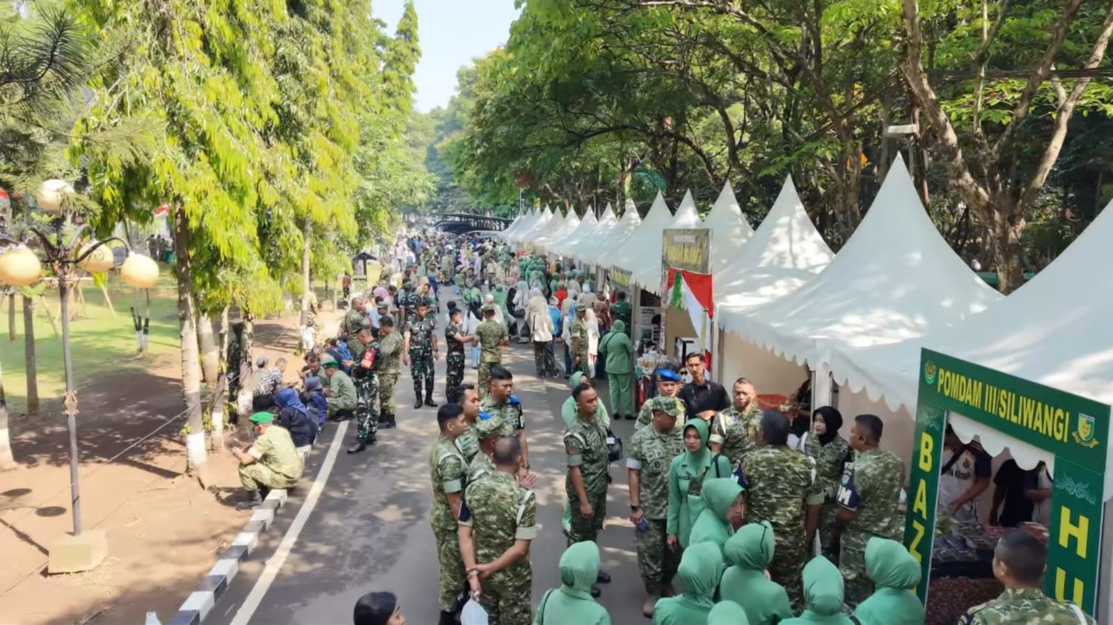 Peringati HUT ke-81 TNI, Kodam III/Siliwangi Gelar Bazar UMKM